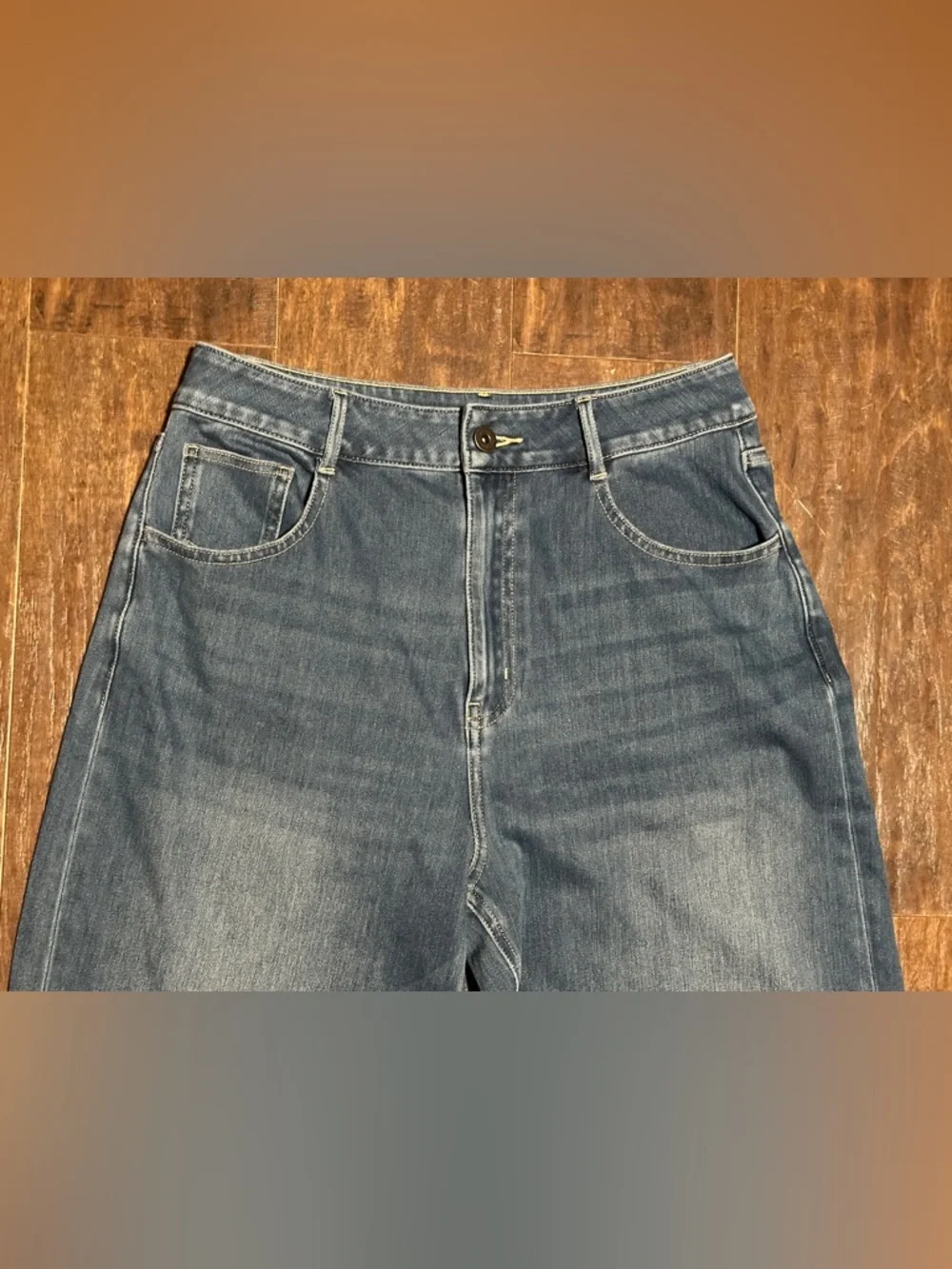 NWT Halara Flex High Waisted Wide Leg Rolled Hem Jeans Women’s Medium - Picture 5 of 9